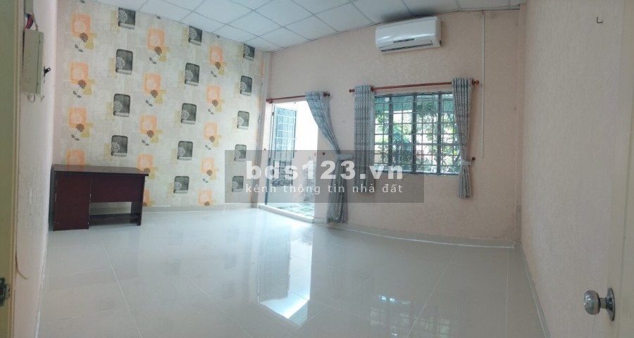 Bán nhà chính chủ Phan Văn Trị, Quận Bình Thạnh giá bán 4.99 tỷ, đầy đủ tiện nghi, giá tốt