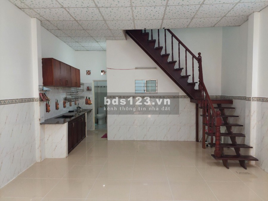 Bán nhà chính chủ Phan Văn Trị, Quận Bình Thạnh giá bán 4.99 tỷ, đầy đủ tiện nghi, giá tốt