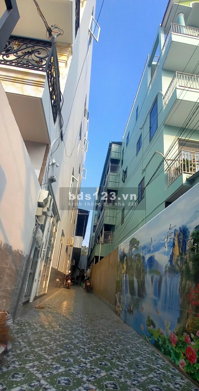 Chính chủ cho thuê nguyên tầng 1 rộng 70m2 full nội thất bàn giao vào ở được ngay, giá tốt