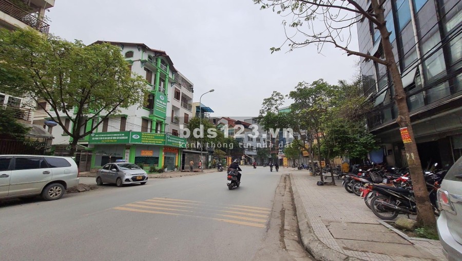 Bán nhà Chiến thắng, Văn Quán, HD, Nhà đẹp, phân lô, ô tô tránh, kinh doanh, 35m2, Giá 6,2 tỷ