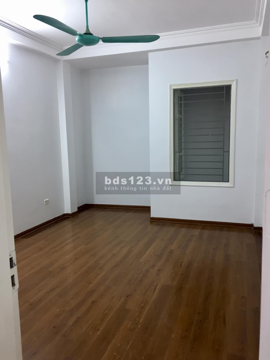 Lĩnh Nam ô tô đỗ cửa, nhà đẹp nguyên căn vào ở được ngay, dt 58m2, 4 tầng, giá 6.15 tỷ