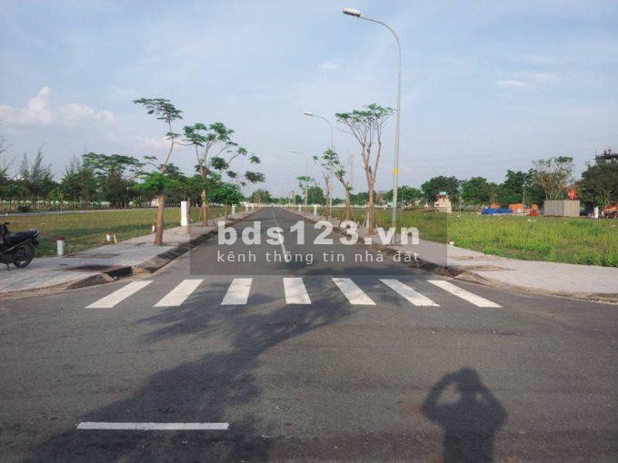 Đất nền mặt tiền DT750, ngay chợ Cây Trường, Trừ Văn Thố, Bàu Bàng sổ hồng riêng