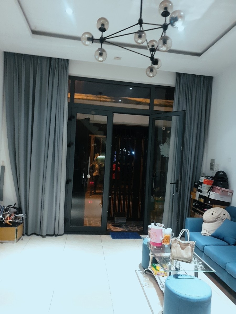 Bán nhà nguyên căn mặt tiền Hiệp thành 17 Quận 12 giá rẻ đường lớn, xe ra vào thoải mái