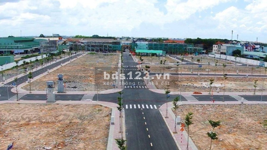 Bán đất nền giá rẻ nằm ngay mặt tiền đường lớn, liên…