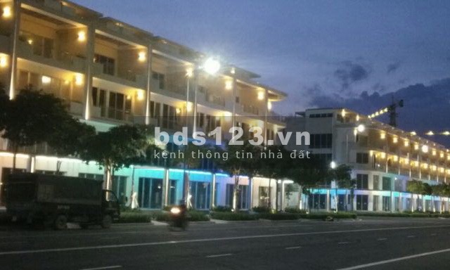 Shophouse Nguyễn Cơ Thạch cho thuê 2 căn liền kề. Đã hoàn thiện đẹp.