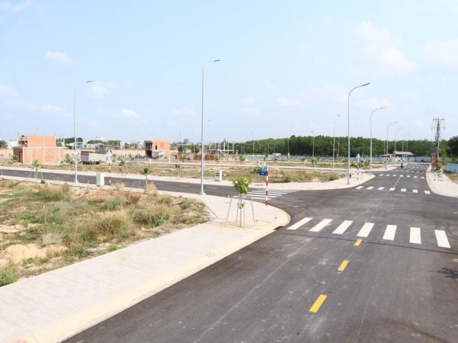 Bán đất đối diện khu công nghiệp Đức Hoà 3 giá bán 1.55 tỷ, sổ hồng bàn giao ngay
