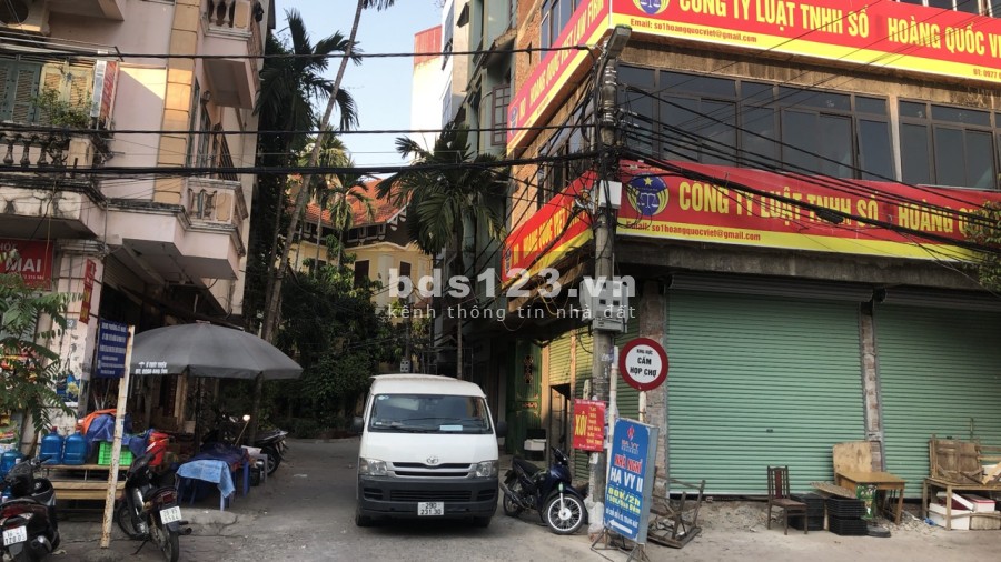 Văn phòng 30m2, 8 triệu Đặng Thùy Trâm, ô tô vỉa hè, cách mặt đường 1 nhà