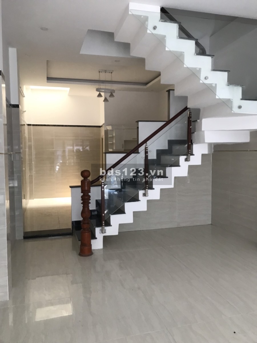 Bán nhà phố Quận 12 gần ngay cao đẳng điện lực gần Quốc Lộ 22 gần sân bay Tân Sơn Nhất