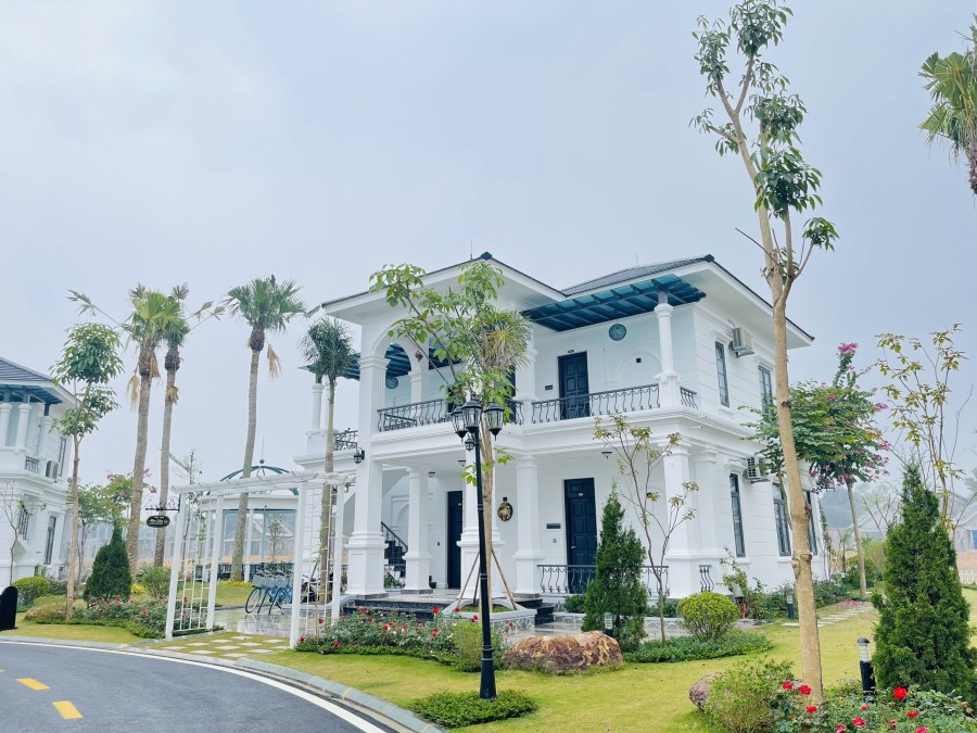 Căn Góc Biệt Thự Đảo 2 tầng, 440m2 full nội thất theo tiêu chuẩn 5* Wyndham - cho thuê được ngay.