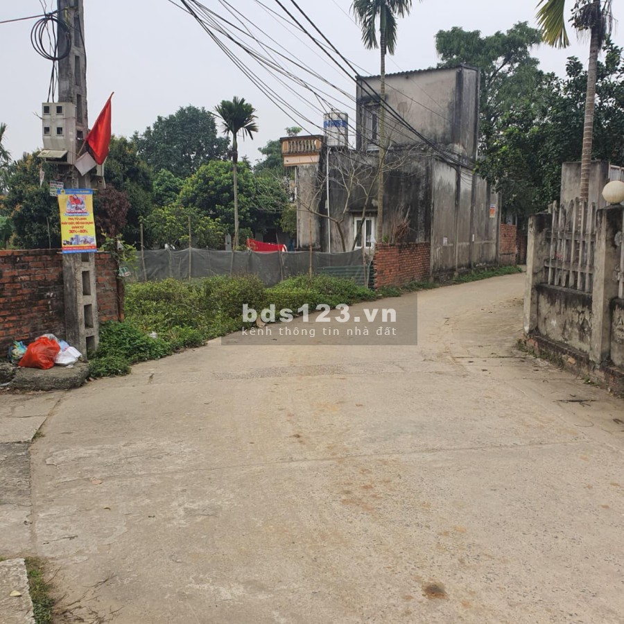 Chính chủ gửi em bán mảnh đất tại Thôn 2, Tân Xã liên hệ 0966964606, diện tích 136m2