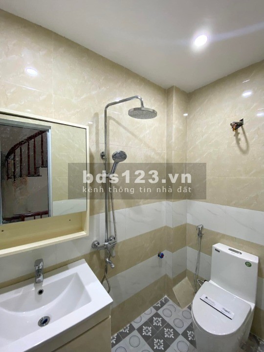 Bán Nhà Vạn Phúc Quận Hà Đông dt 44m2 5 tầng kinh doanh ô tô…