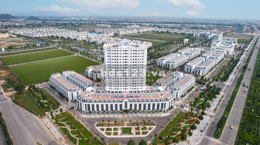 Cho thuê 2 căn thông mặt tiền 10m đại lộ Nguyễn Hoàng, bigC giá tốt nhất thị trường