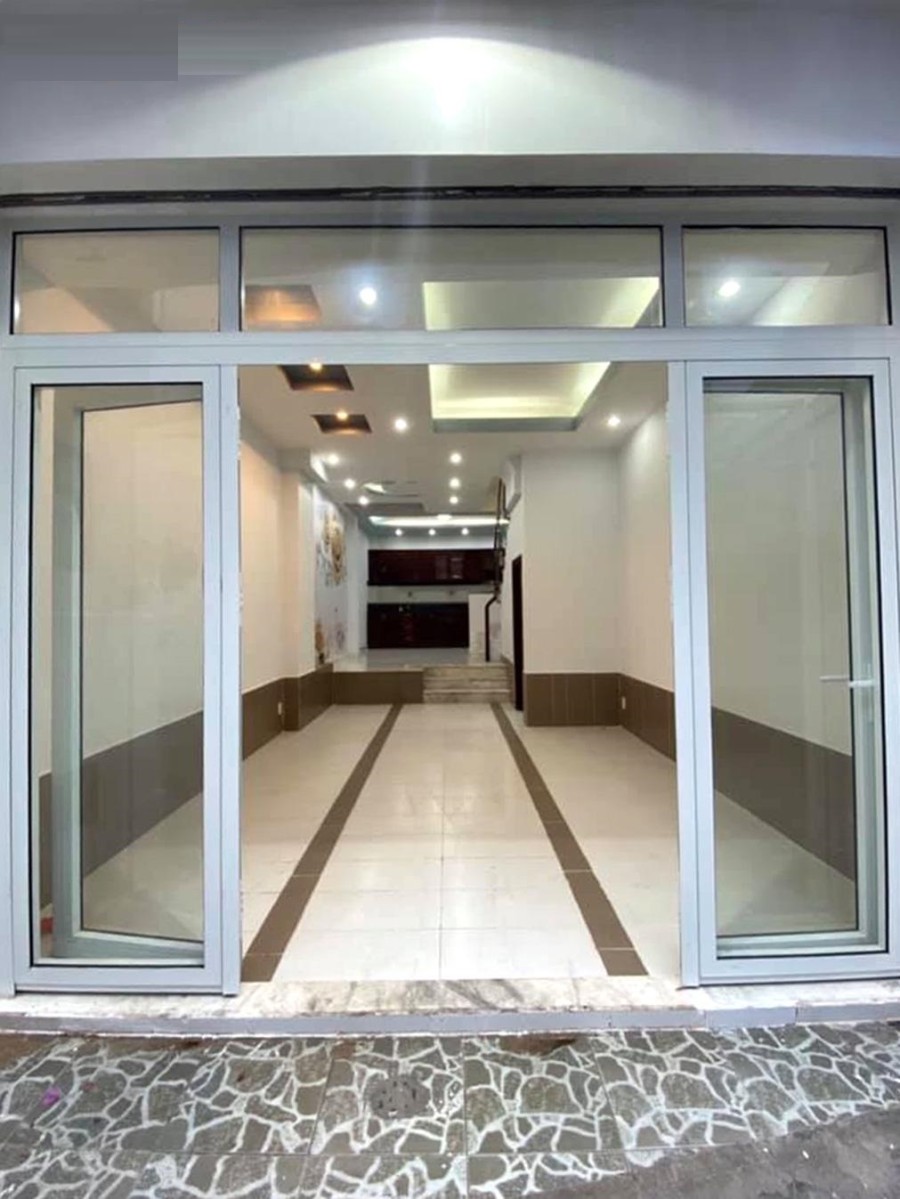 Gấp căn nhà 1 trệt 2 lầu mặt tiền Nguyễn Văn Khạ sổ hồng riêng, pháp lý chính chủ