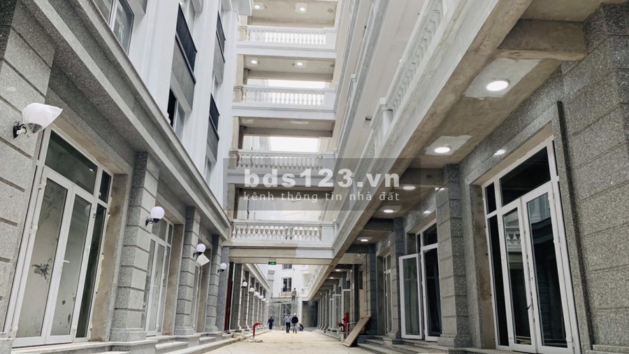 Cho thuê 2 căn thông mặt tiền 10m đại lộ Nguyễn Hoàng, bigC giá tốt nhất thị trường