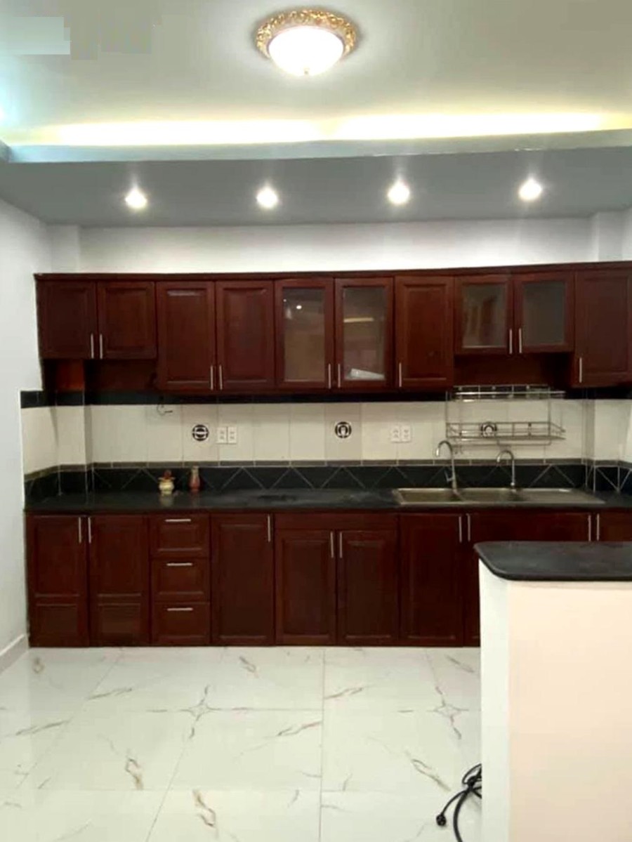 Gấp căn nhà 1 trệt 2 lầu mặt tiền Nguyễn Văn Khạ sổ hồng riêng, pháp lý chính chủ