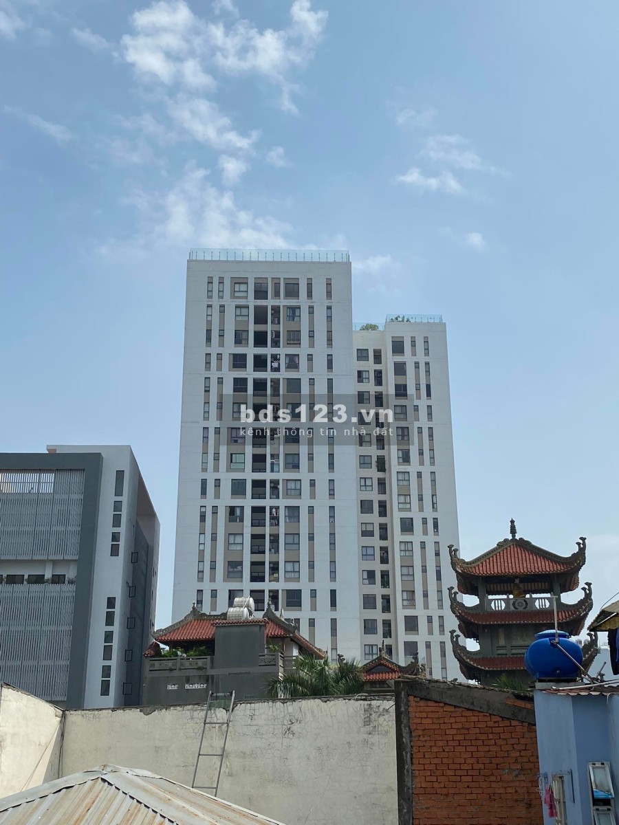 Phòng đẹp giá rẻ có nội thất nhà vệ sinh riêng view sân thượng, vào ở được ngay