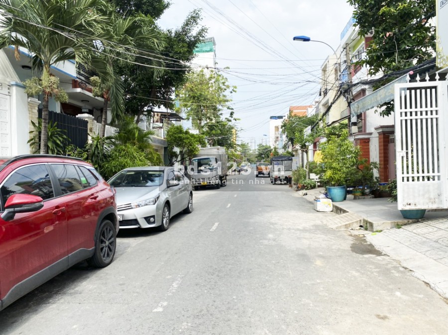 Cho thuê đất mặt tiền đường số phường Tân Quy, Quận 7