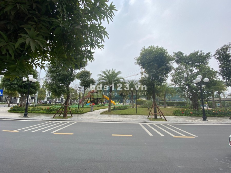 Cần bán gấp biệt thự Ngọc trai 153m2, vị trí đẹp giá chỉ 28 tỷ, Vinhomes Ocean Park Gia Lâm