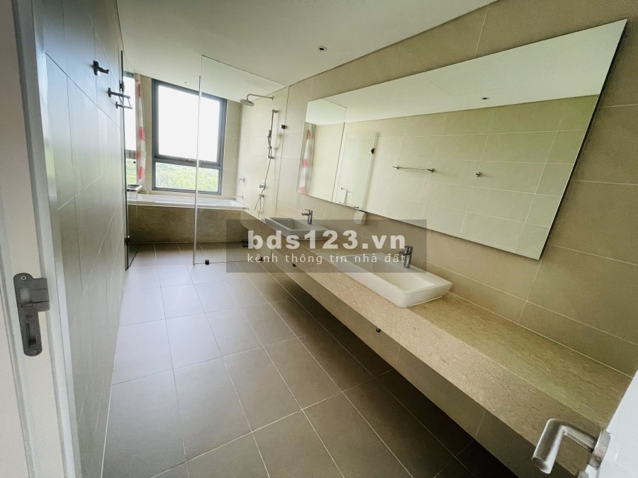 Cho thuê căn hộ đẹp giá tốt, view đỉnh, 3 pn, diện tích 123m2, tại Đảo Kim Cương, lh 0902.0506.43
