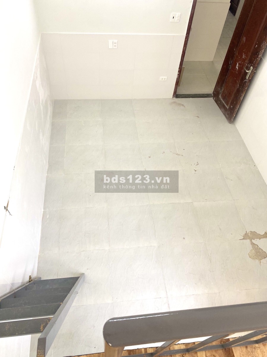 Trọ có gác lửng gần chợ Tân Sơn giá rẻ Quận Tân Bình bàn giao y hình 100%