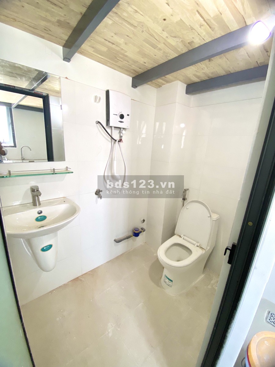 Trọ có gác lửng gần chợ Tân Sơn giá rẻ Quận Tân Bình bàn giao y hình 100%