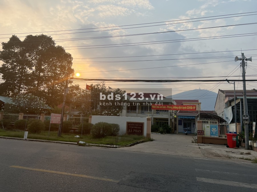 Bỏ cọc 50tr lô đất thổ cư 140m2 trên mặt đường nhựa trung tâm Dương Minh Châu giá còn 289tr