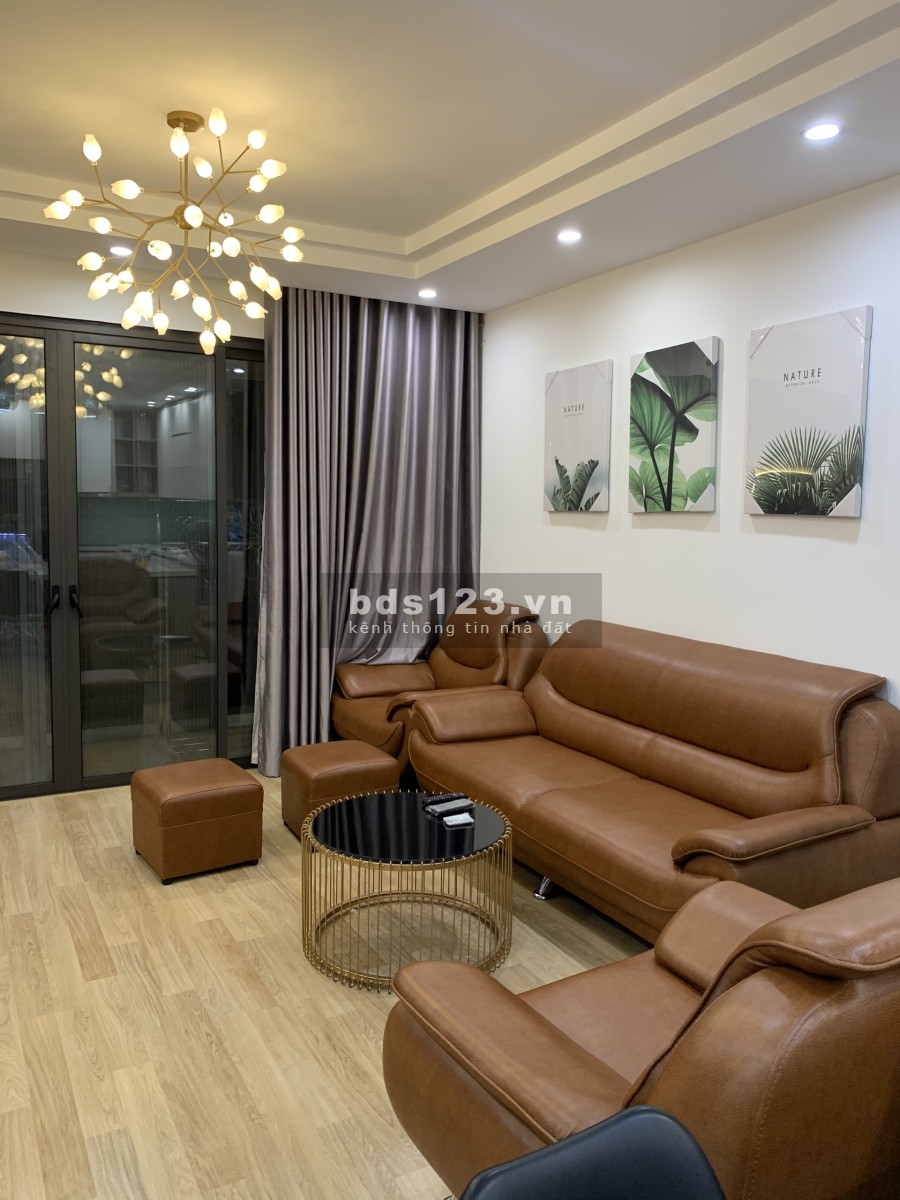 Chính chủ bán căn hộ D'. Le Roi Soleil, diện tích 88m2, view trọn Hồ Tây nội thất đầy đủ