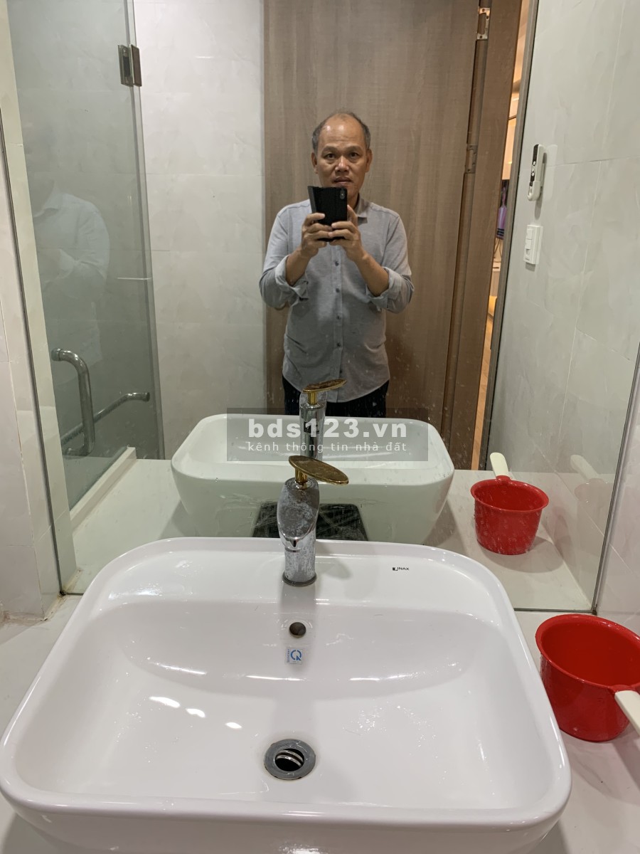 Chính chủ bán căn hộ D'. Le Roi Soleil, diện tích 88m2, view trọn Hồ Tây nội thất đầy đủ