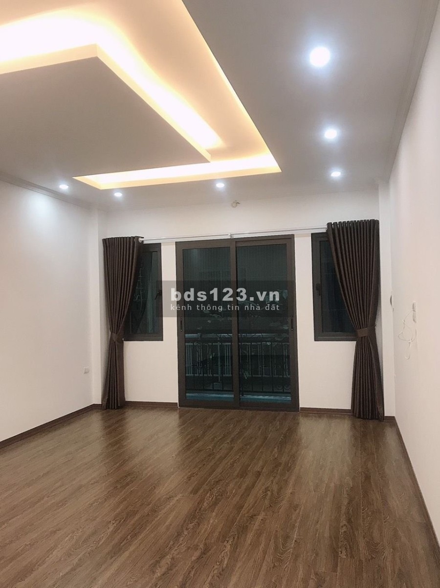 Nhà mới xây siêu hiếm tại Thái Hà mặt tiền siêu rộng 20m ra mặt ngõ oto giá bán 6.85 tỷ