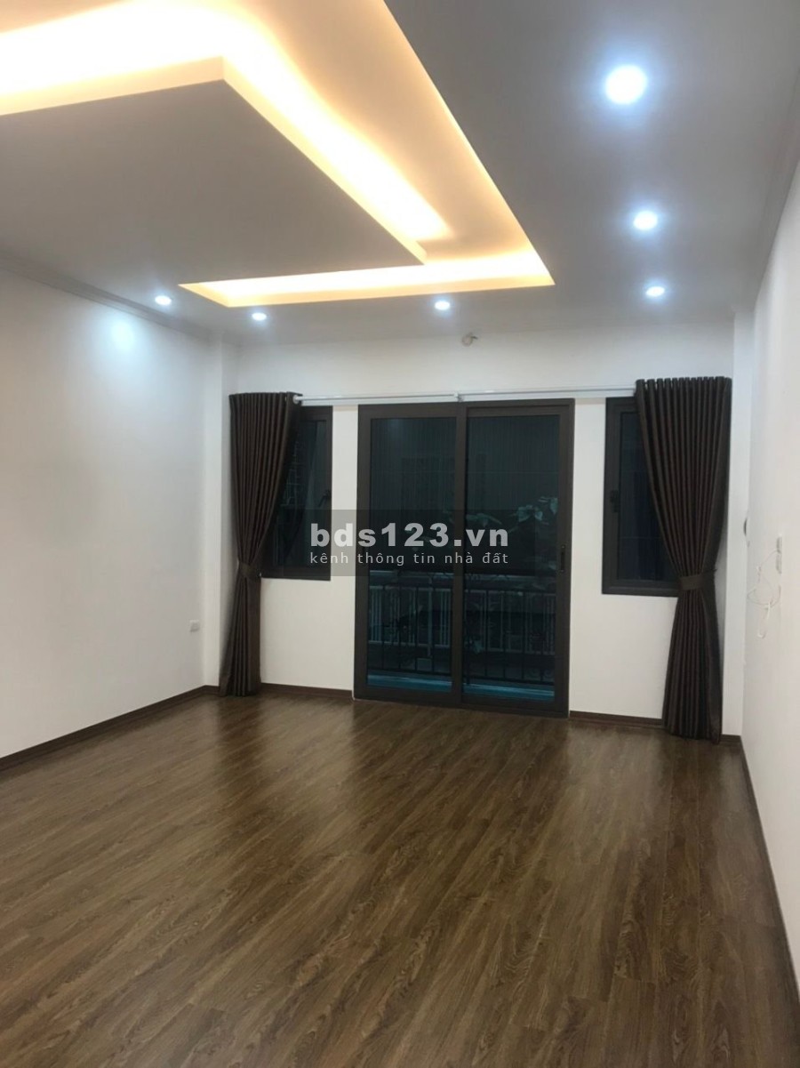 Nhà mới xây siêu hiếm tại Thái Hà mặt tiền siêu rộng 20m ra mặt ngõ oto giá bán 6.85 tỷ