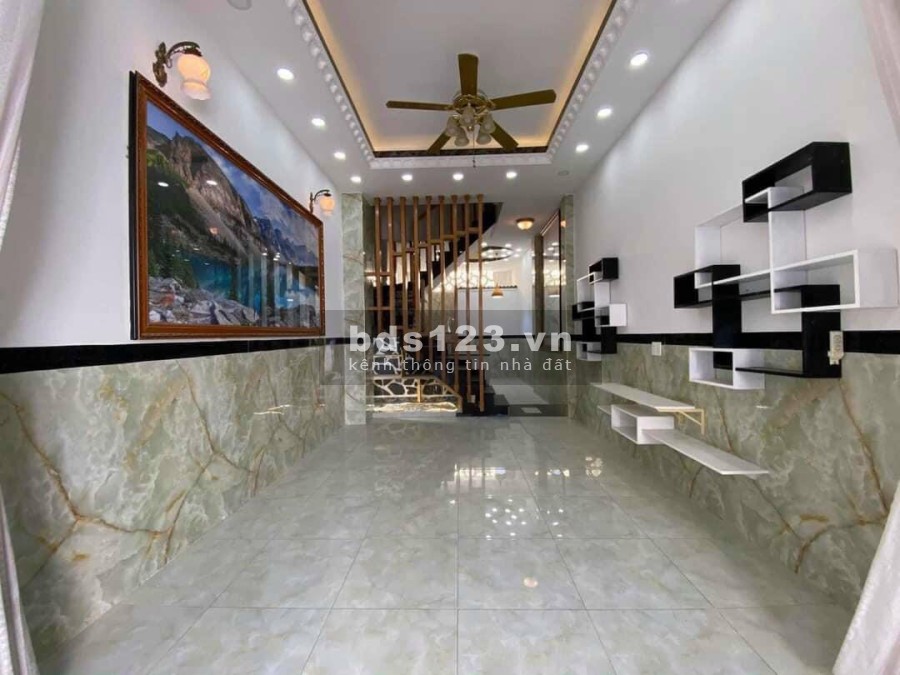 Bán nhà nguyên căn Lê Văn Khương 4 tầng hẻm xe hơi 205m2, giá 4.65 tỷ, thương lượng