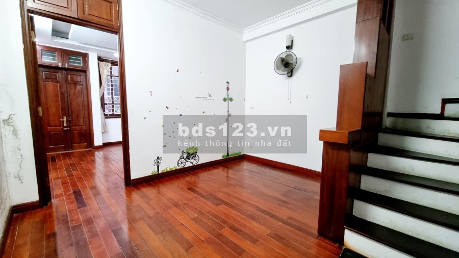 Bán nhà nguyên căn Thái Thịnh Quận Đống Đa diện ích 50m2, 4 tầng, giá bán 8,5 tỷ