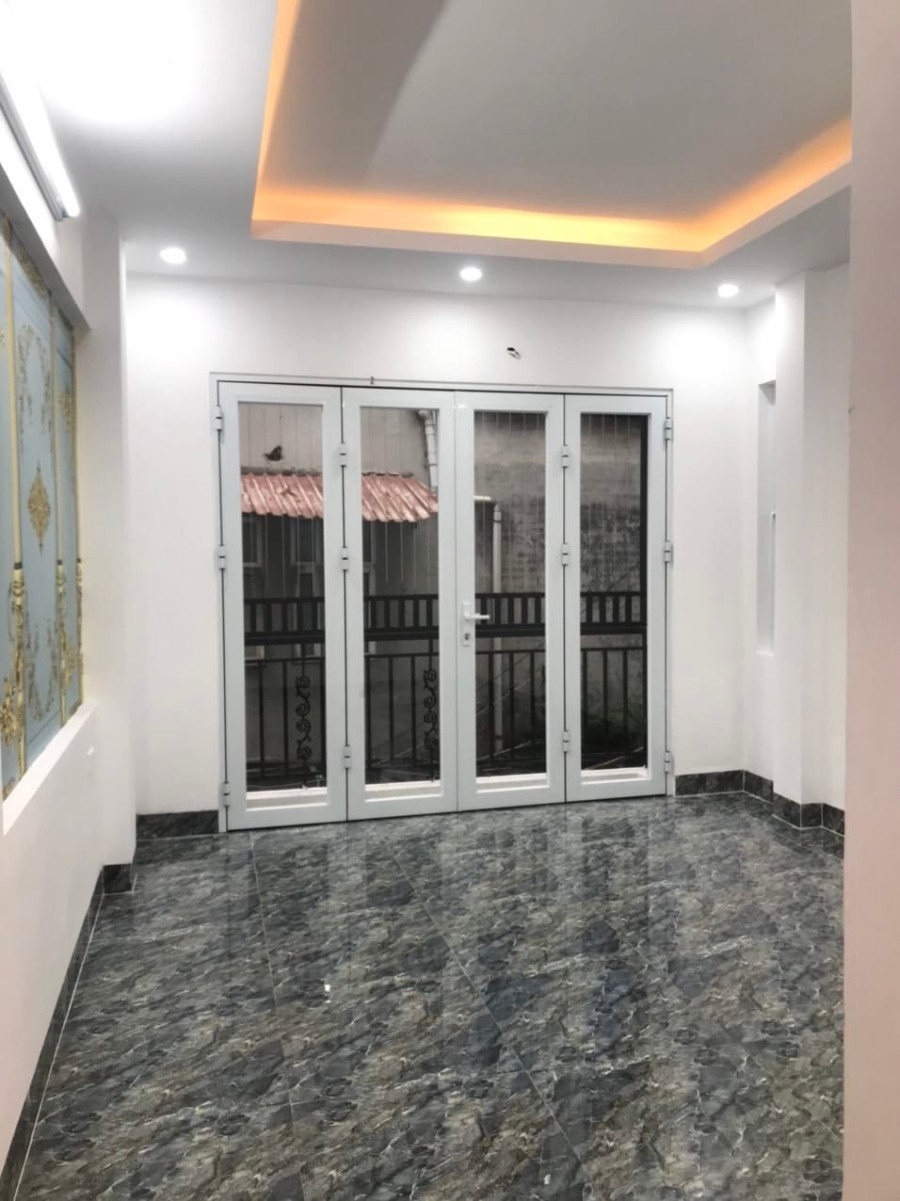 Bán nhà đẹp phố Văn Chương ngõ trước cửa thông thoáng giá bán chỉ nhỉnh 2 tỷ