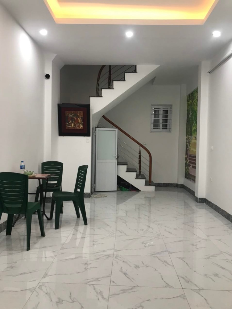 Bán nhà đẹp phố Văn Chương ngõ trước cửa thông thoáng giá bán chỉ nhỉnh 2 tỷ
