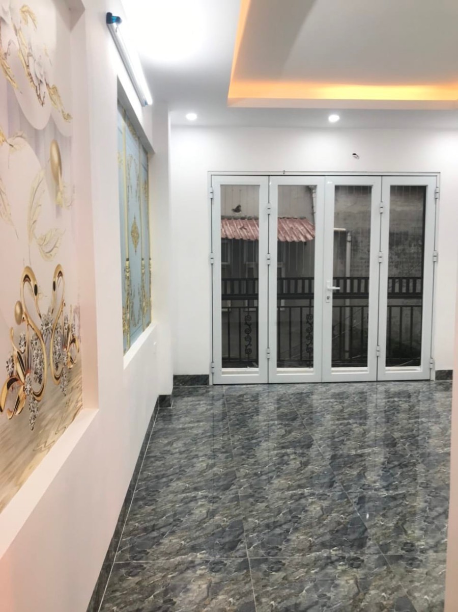 Bán nhà đẹp phố Văn Chương ngõ trước cửa thông thoáng giá bán chỉ nhỉnh 2 tỷ