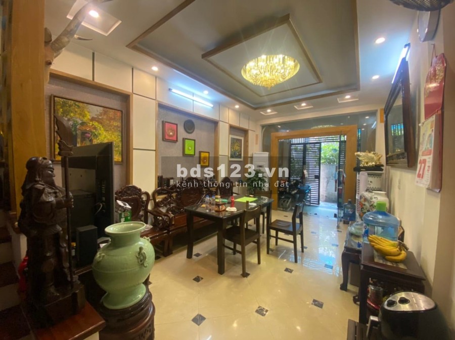 Nhà nguyên căn đẹp Phan Đình Giót dtsd 56m2, 5 tầng mt 4m, sân phơi thoáng mát, giá tốt