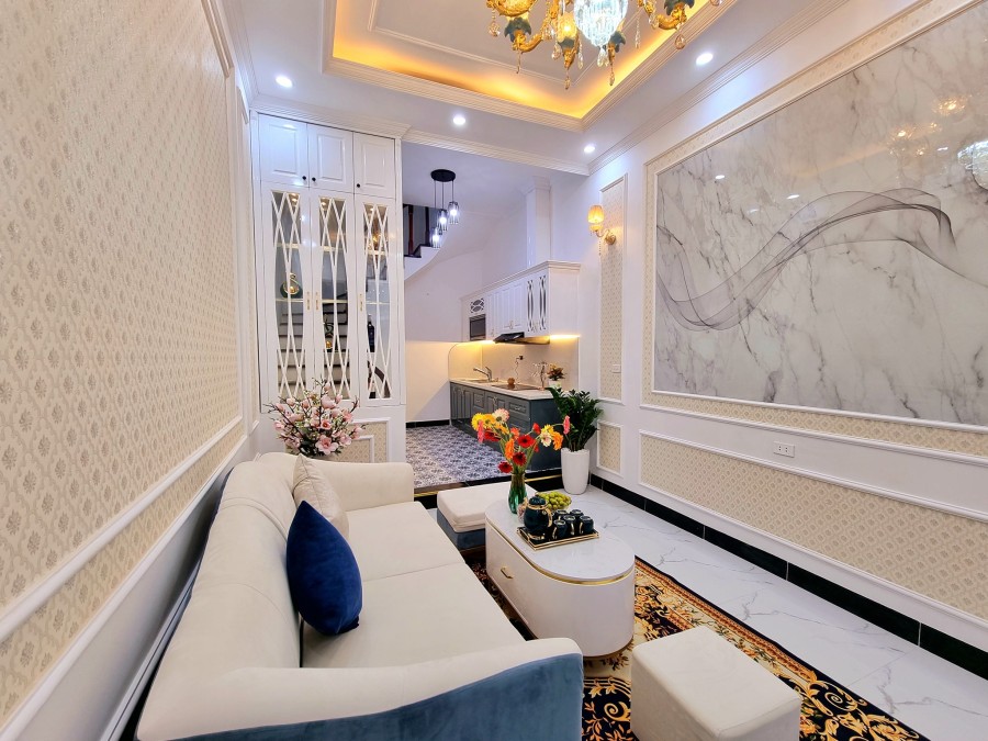 Bán nhà đẹp Khương Trung diện tích 32m2 đúc 5 tầng mặt tiền 3.6m giá bán chỉ 4.38 tỷ