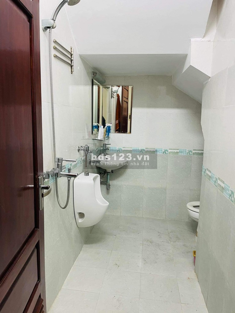 Bán nhà diện tích 75m2 5 tầng 5mt Nguyễn văn Cừ Long Biên ô tô vào nhà giá 8.9 tỷ