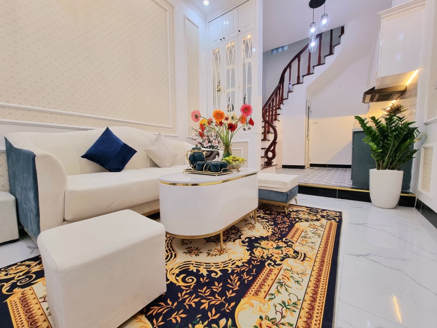 Bán nhà đẹp Khương Trung diện tích 32m2 đúc 5 tầng mặt tiền 3.6m giá bán chỉ 4.38 tỷ
