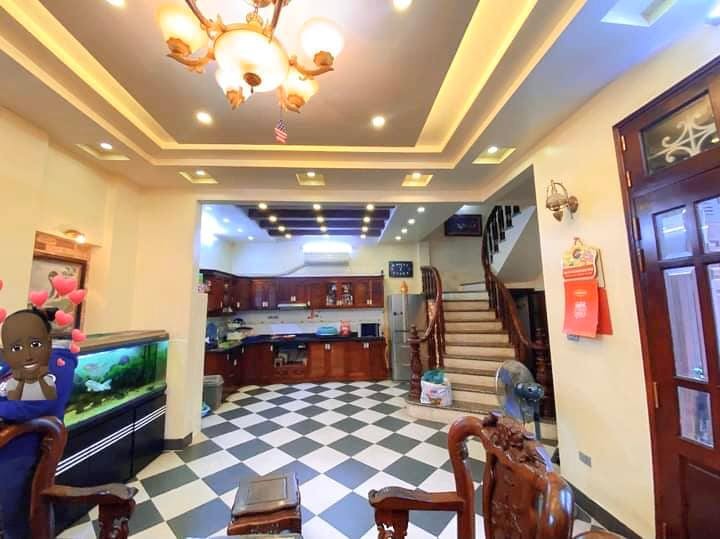 Siêu phẩm Bà Triệu lô góc gara ô tô thiết kế biệt thự ở cực sướng kinh doanh đỉnh