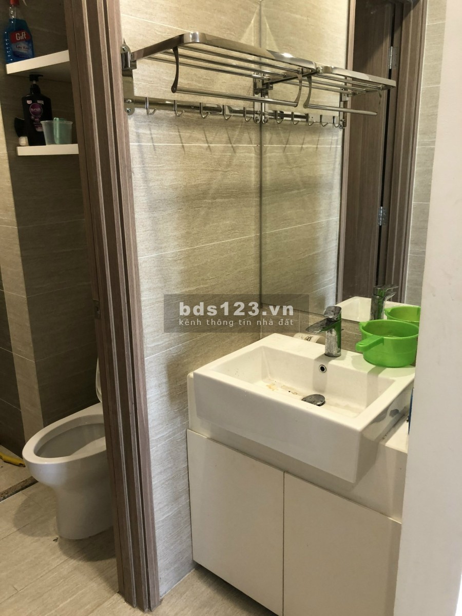 Cần cho thuê gấp căn hộ 2 ngủ- 1wc, full đồ đầy đủ tại Vinhomes Smart City