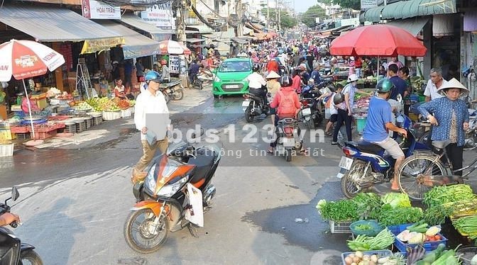 Gia đình thua lỗ kinh doanh cần bán lô đất gần ở khu công nghiệp Mỹ Phước 3 vị trí đẹp dân đông