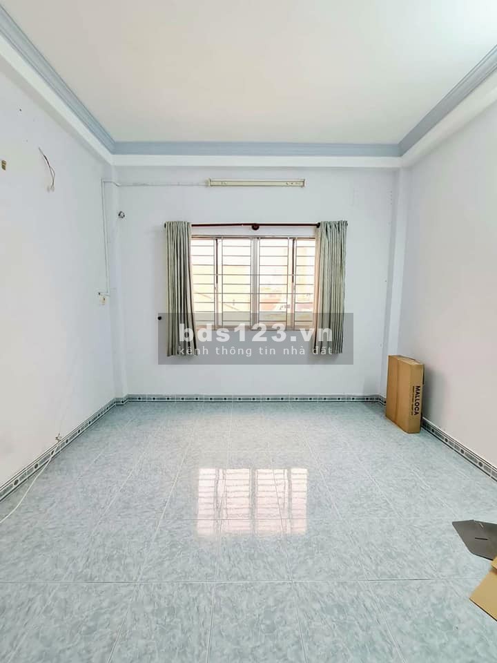 Cần sang tên gấp căn nhà gần vòng xoay An Lạc, sổ hồng riêng, hỗ trợ vay ngân hàng
