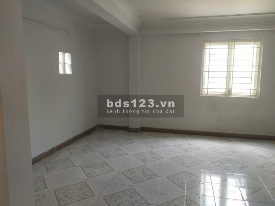 Nhà cho thuê nguyên căn khu vực xe hơi qua lại dễ dàng giá 13 triệu/tháng, khu an ninh