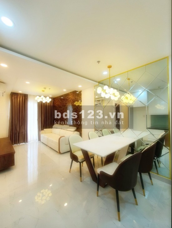 Góc đầu tư căn hộ 2PN Terra Royal tầng cao, view Tây Tứ Trạch giá bán 5.5 tỷ, có HĐMB