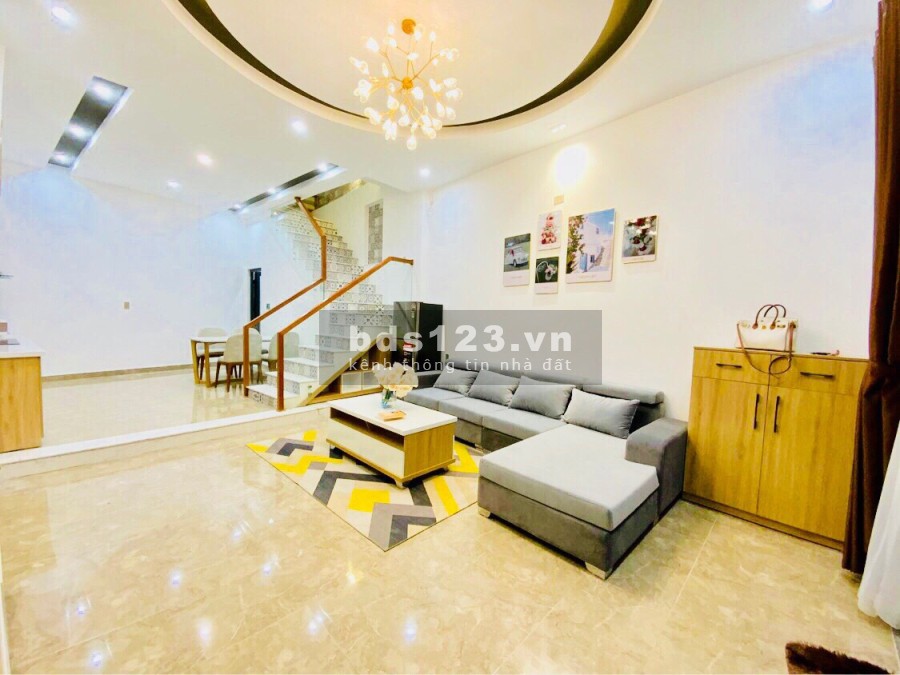 Bán gấp nhà 50m2 Trần Cao Vân kiệt ô tô thông Nguyễn Tất Thành, nhà mới 3 tầng full nội thất xịn xò