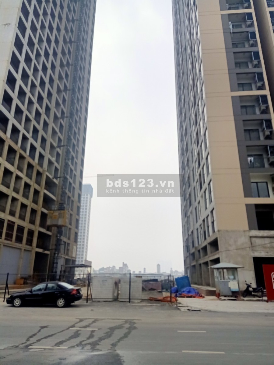 Bán căn hộ 3PN Tonkin 90m Vinhomes Smart City giá 3.6 tỷ liên hệ 0975422151