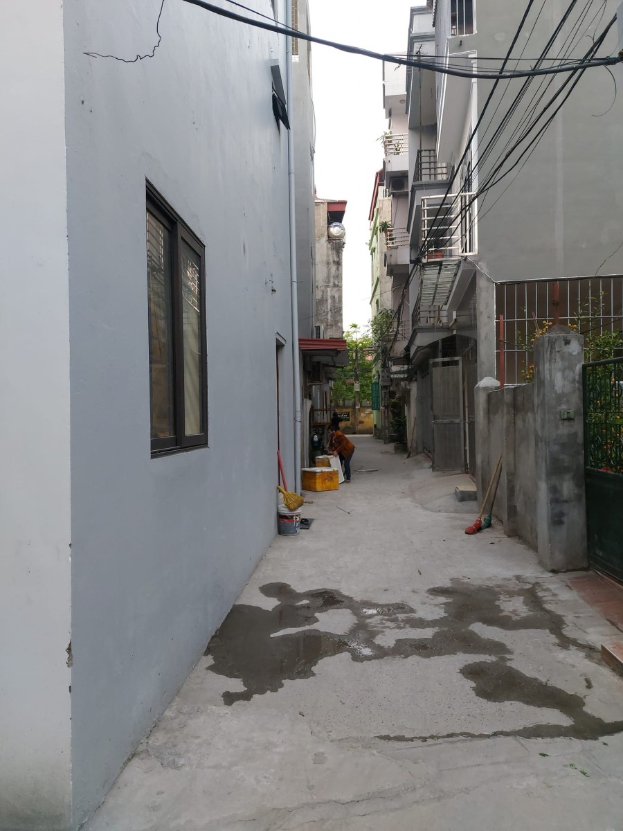Cần bán nhà lô góc Thanh Am Long Biên dt 62m, mt 8m nhỉnh 7 tỷ ô tô đỡ cửa, lh 0932220658