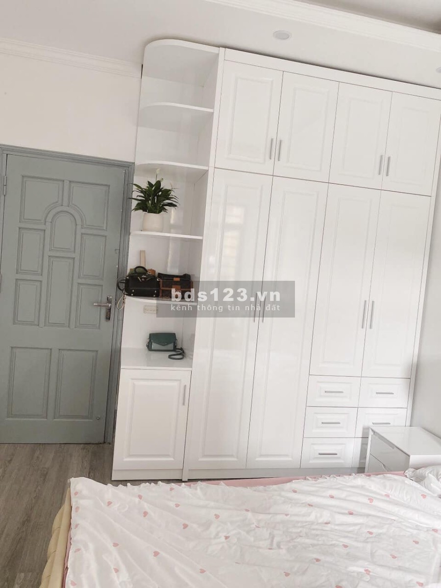 Giáp Nhị Thịnh Liệt lô góc ô tô đỗ cửa, nội thất đầy đủ, diện tích 45m2 4 tầng giá 4.2 tỷ