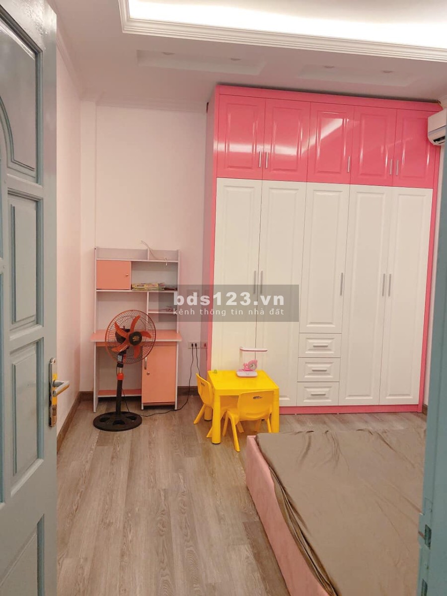 Giáp Nhị Thịnh Liệt lô góc ô tô đỗ cửa, nội thất đầy đủ, diện tích 45m2 4 tầng giá 4.2 tỷ